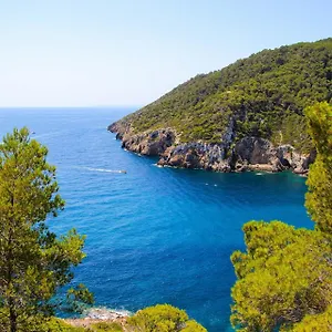 7 Bedroom With Pool - 5mins Walk To - Ramon , Cala Llonga (Ibiza) Spain