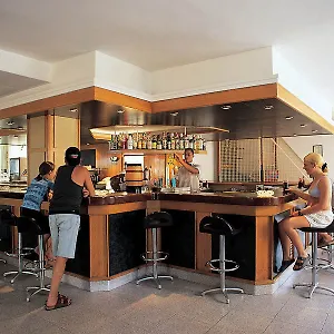 tossa-beach-hotel.topcostabravahotels.com/